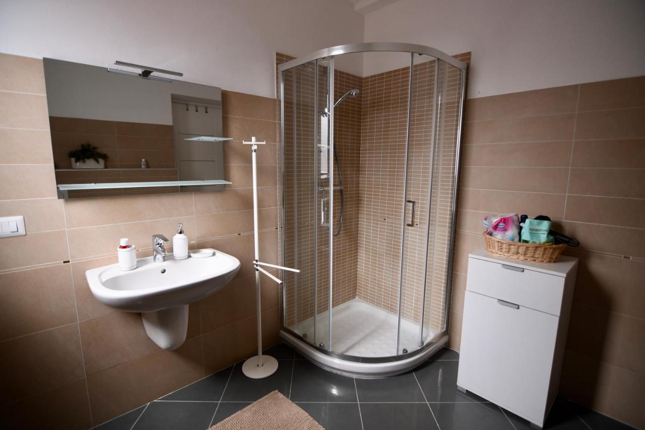 Patty & Bleto House Apartment Bellano Ngoại thất bức ảnh